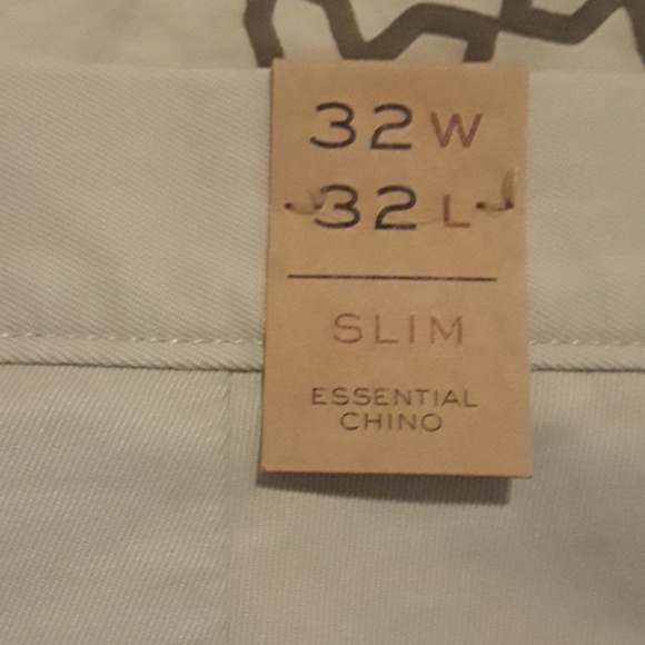 Chinos - Picture 2 of 4